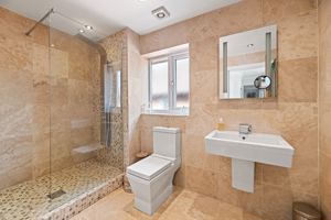 En Suite- click for photo gallery